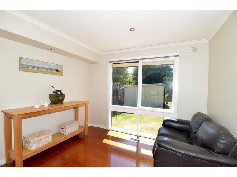 8 Claremont Drive, Leopold VIC 3224