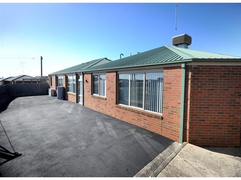 15 Ferguson  Road, Leopold VIC 3224