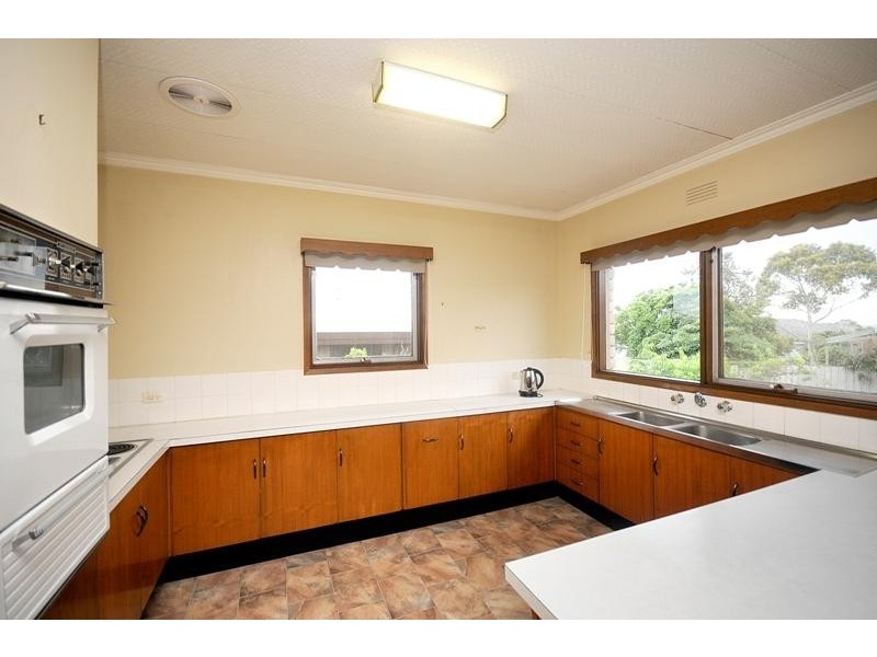 5  Dunsford Drive, Leopold VIC 3224