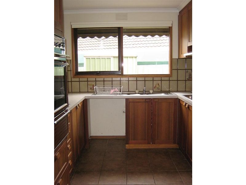 1/13 Carmichael Court, Leopold VIC 3224