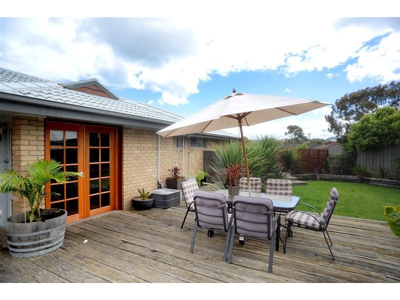 13 Barunah Court, Leopold VIC 3224