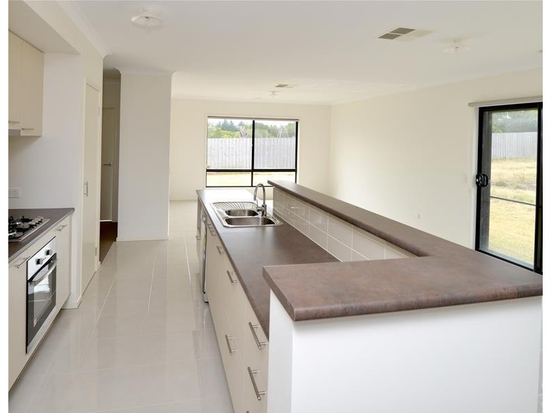 33 Paraffin Drive, Leopold VIC 3224