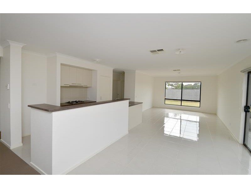 33 Paraffin Drive, Leopold VIC 3224