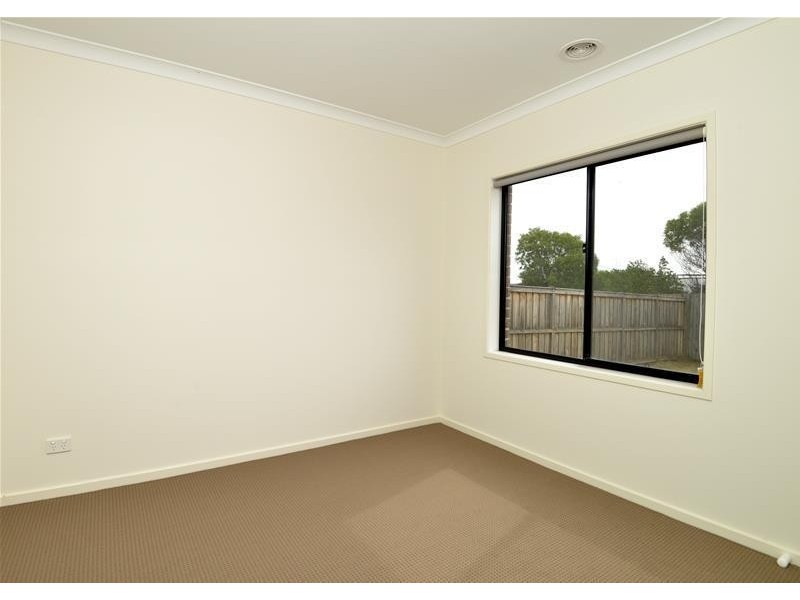 33 Paraffin Drive, Leopold VIC 3224