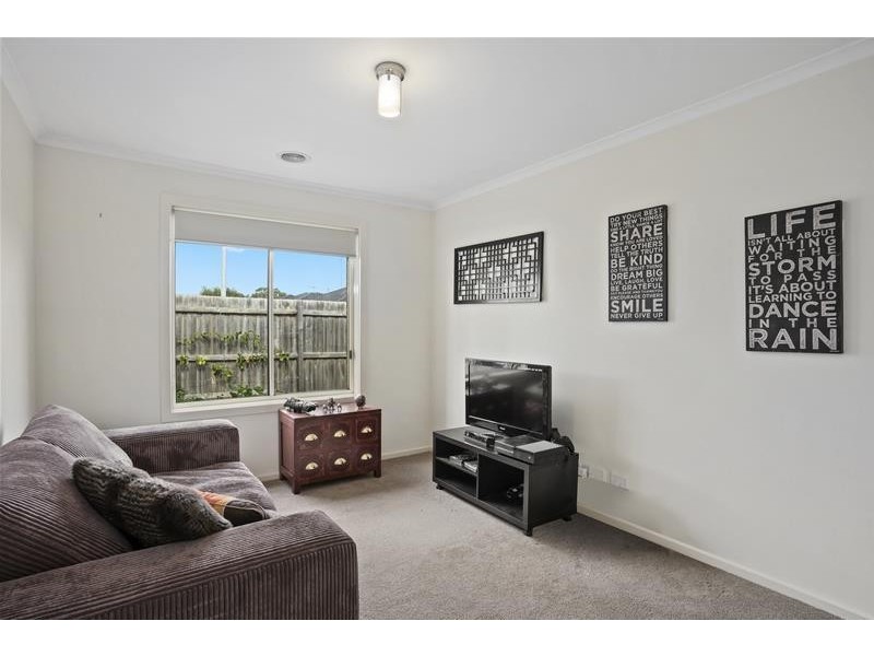 2 Farmland Lane, Leopold VIC 3224
