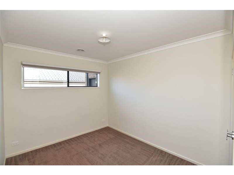 17 Pickworth Drive, Leopold VIC 3224