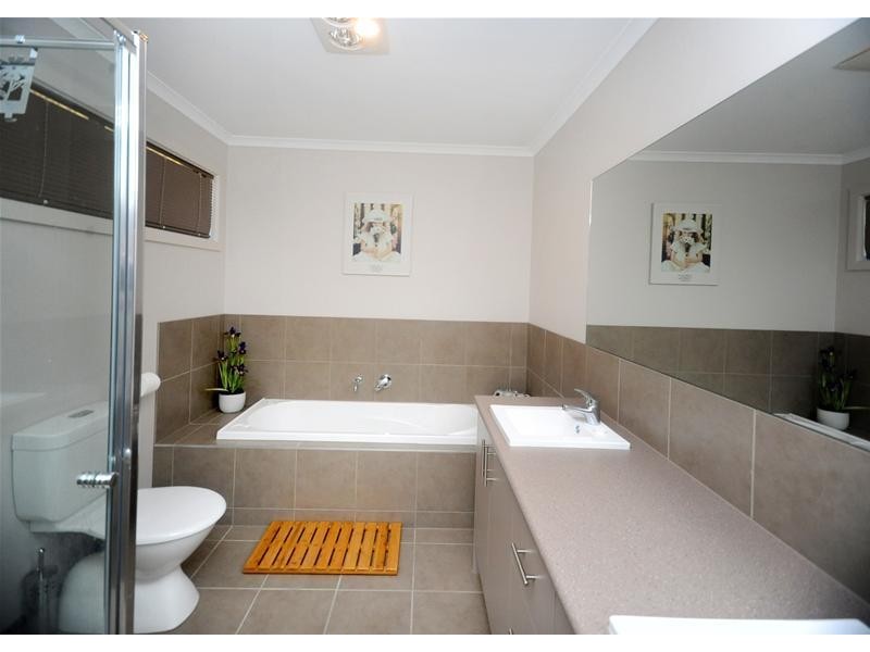 47 Treefern Street, Leopold VIC 3224