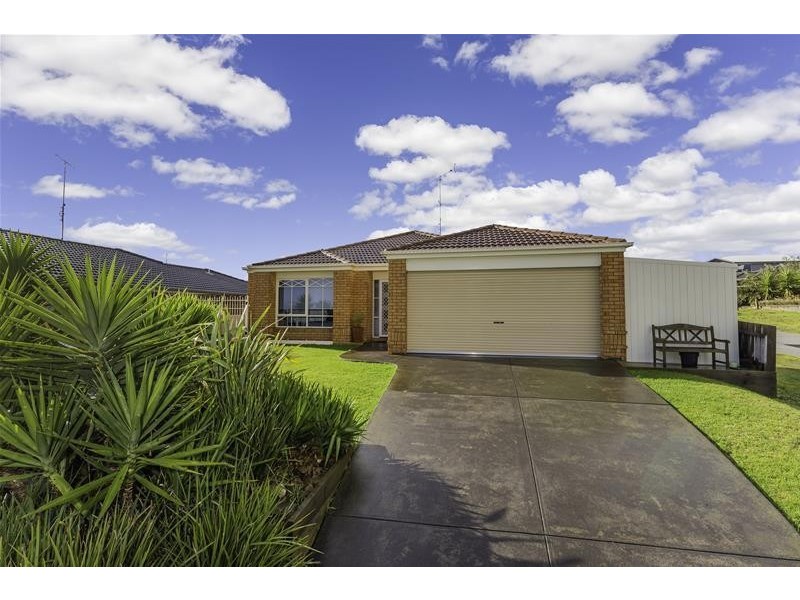 40 Huon Crescent, Leopold VIC 3224