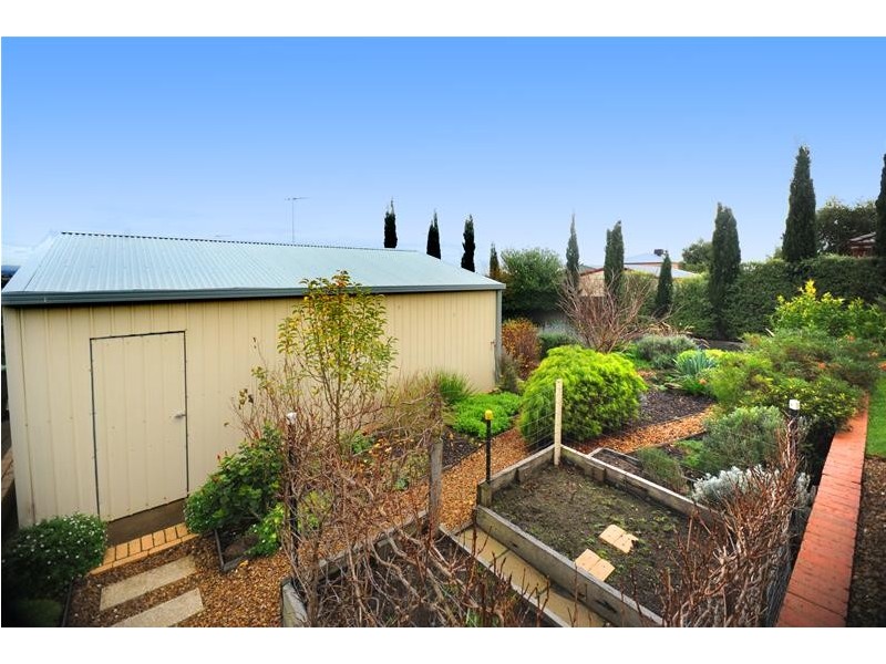 4 Baltic Place, Leopold VIC 3224