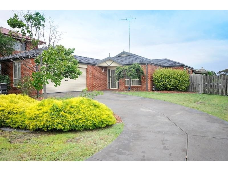 2 Dovier Place, Leopold VIC 3224