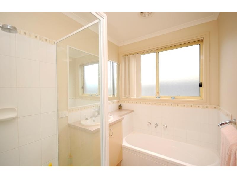 2 Dovier Place, Leopold VIC 3224