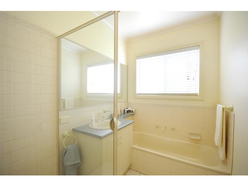 41 Highland Way, Leopold VIC 3224