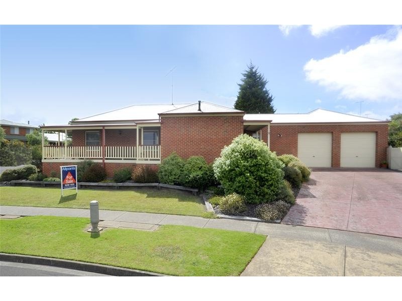 4 Viewbay Drive, Leopold VIC 3224