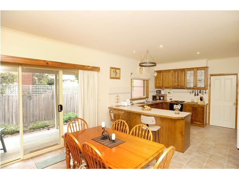 4 Viewbay Drive, Leopold VIC 3224