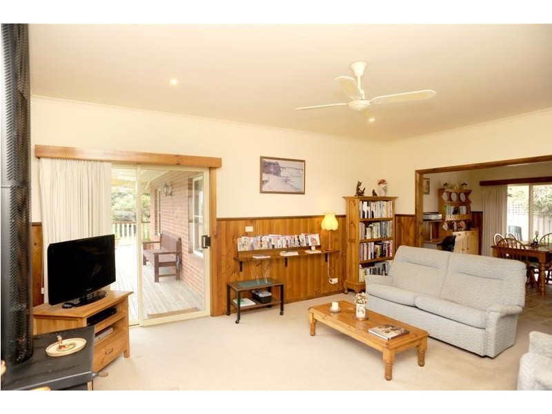 4 Viewbay Drive, Leopold VIC 3224