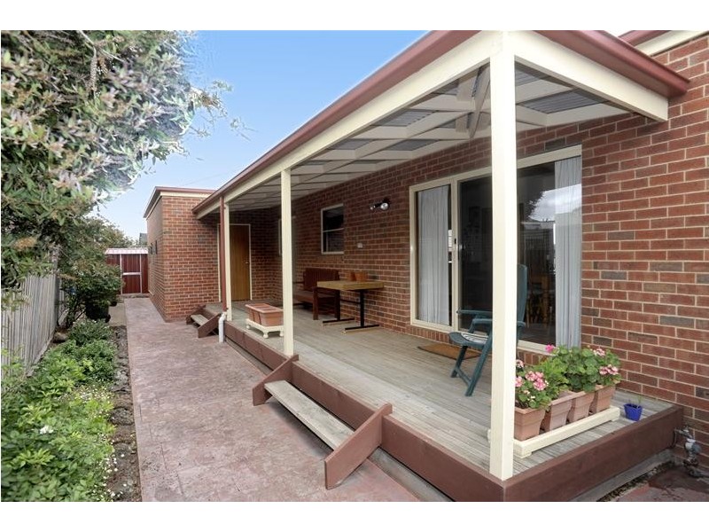 4 Viewbay Drive, Leopold VIC 3224