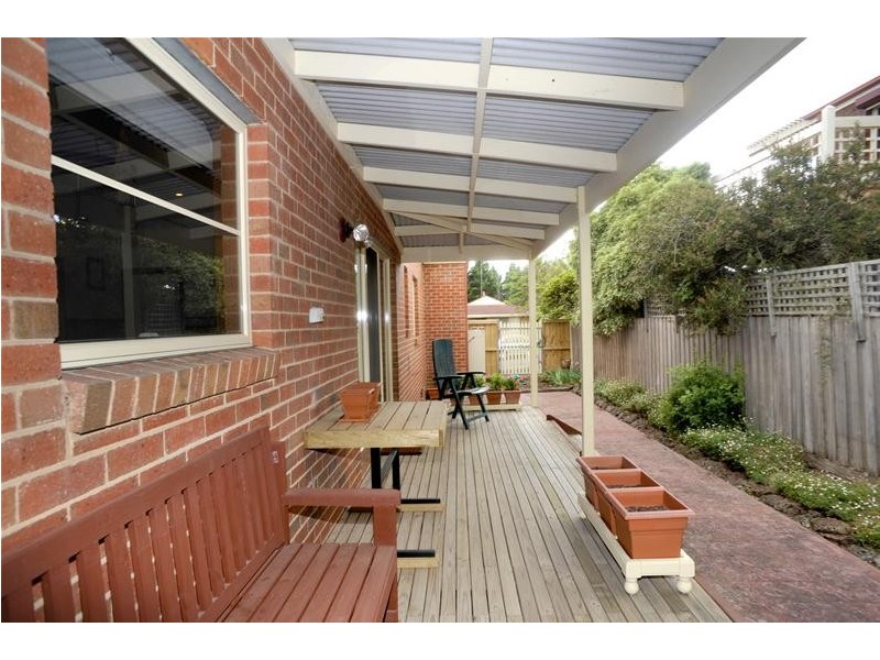 4 Viewbay Drive, Leopold VIC 3224