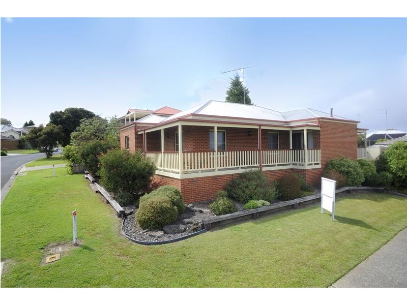 4 Viewbay Drive, Leopold VIC 3224