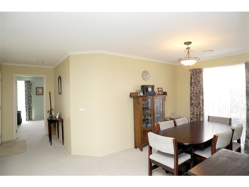 9 Pine Grove, Leopold VIC 3224