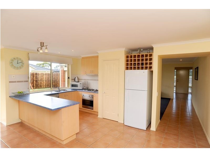 2  Fantail Court, Leopold VIC 3224