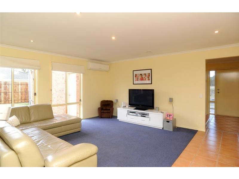2  Fantail Court, Leopold VIC 3224