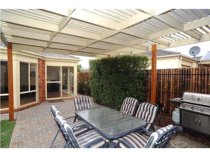 2  Fantail Court, Leopold VIC 3224