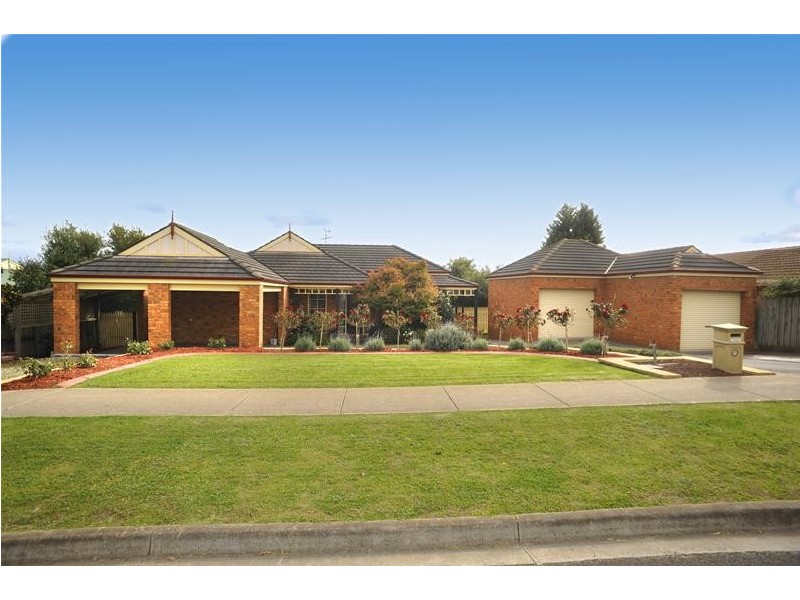 5 The Crescent, Leopold VIC 3224