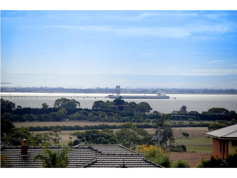 5 The Crescent, Leopold VIC 3224