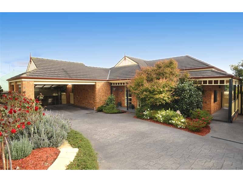 5 The Crescent, Leopold VIC 3224
