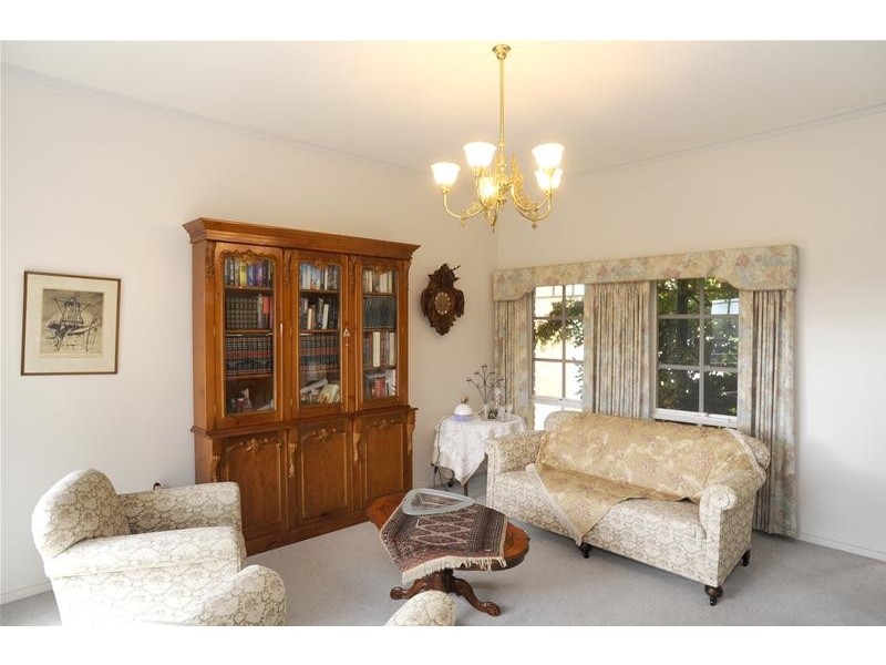 5 The Crescent, Leopold VIC 3224