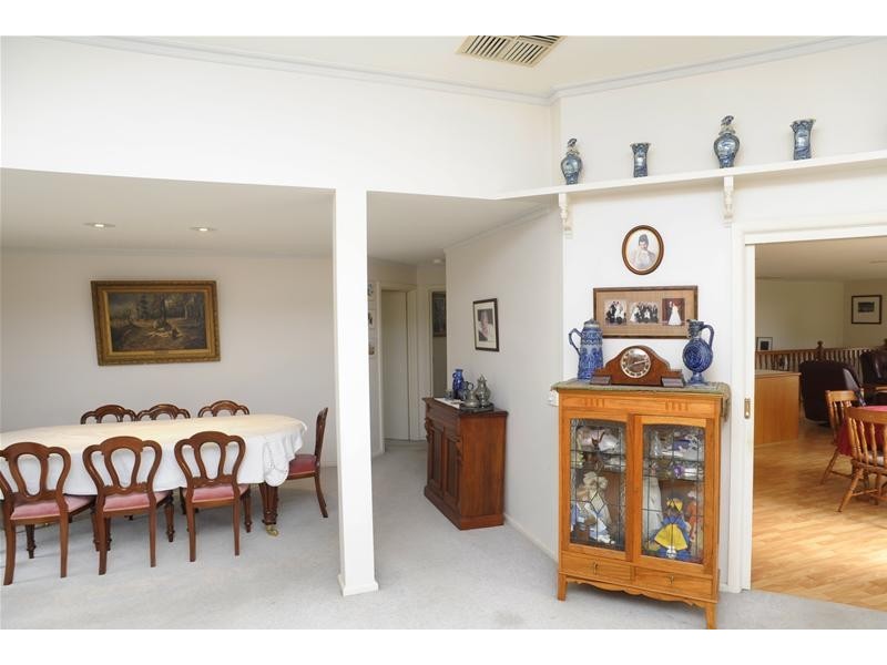 5 The Crescent, Leopold VIC 3224