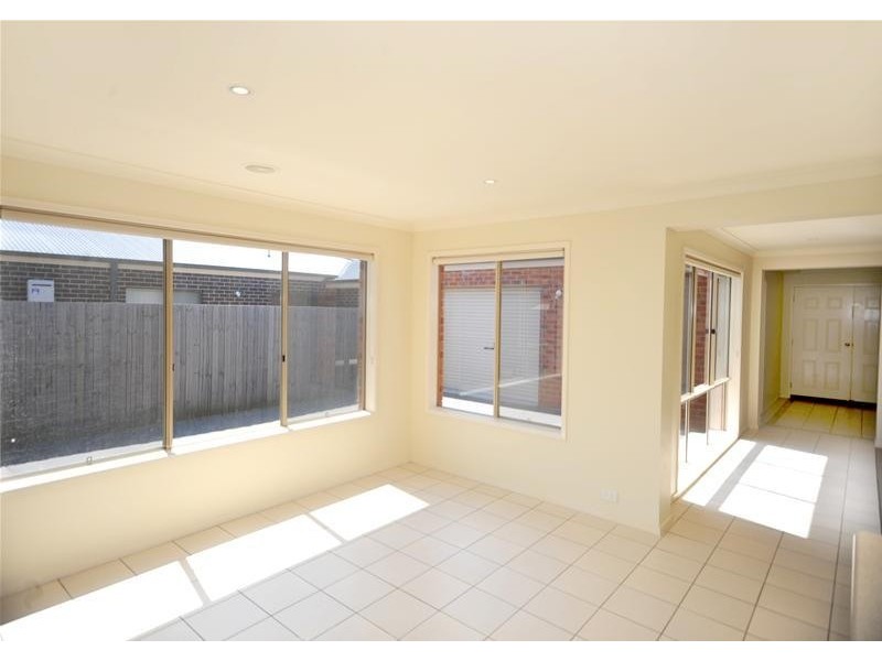 11 Nell Link, Leopold VIC 3224