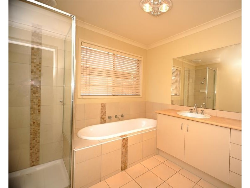 11 Nell Link, Leopold VIC 3224