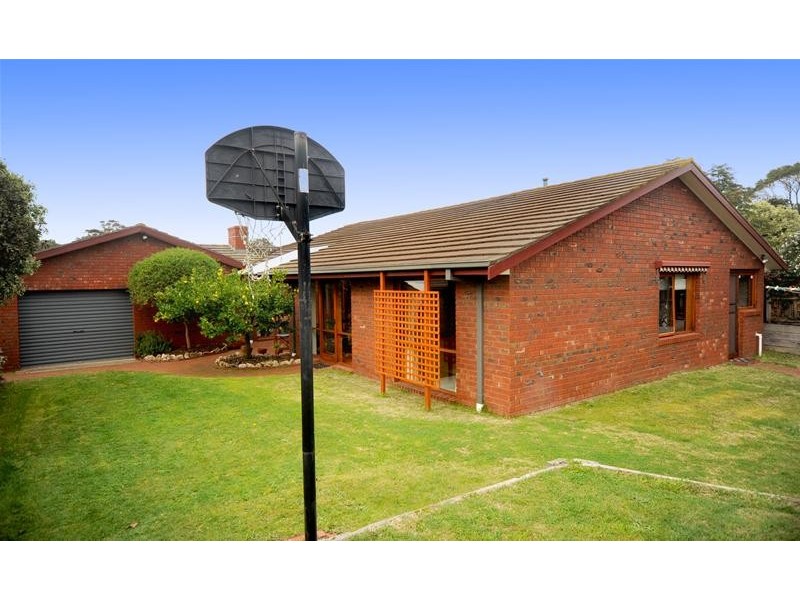 11 Curtis Court, Leopold VIC 3224