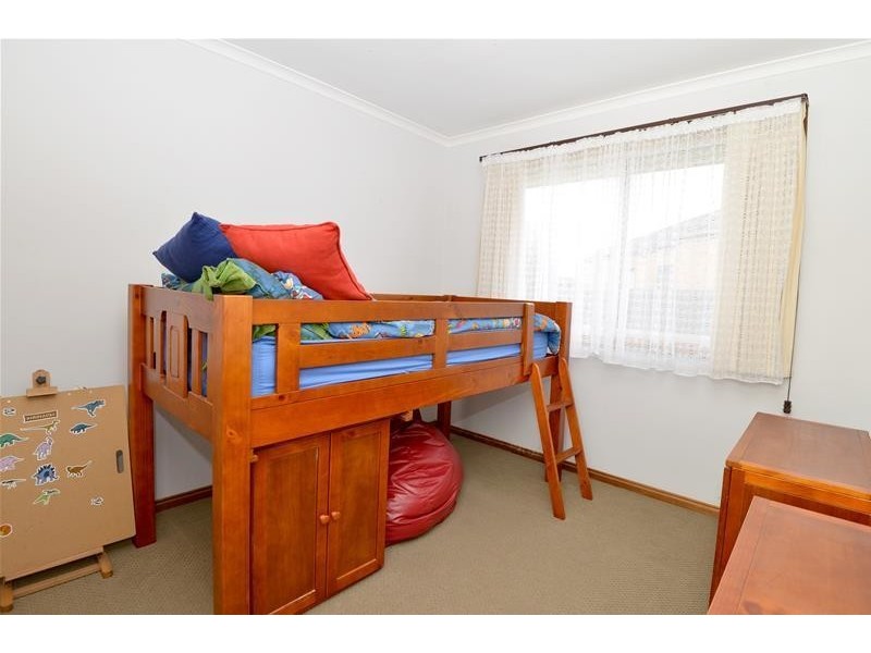 2/23 Schmitt Court, Whittington VIC 3219