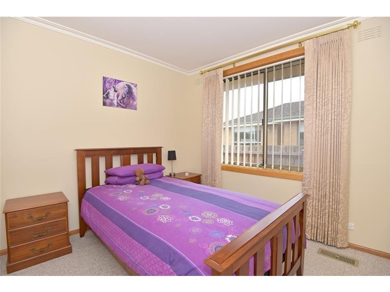 27 Carroll Street, Leopold VIC 3224