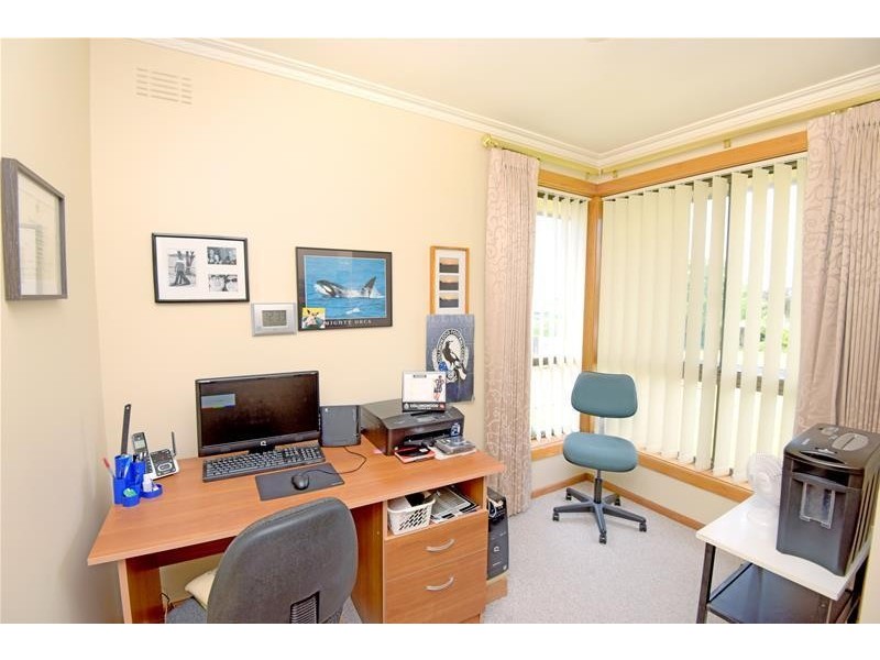 27 Carroll Street, Leopold VIC 3224