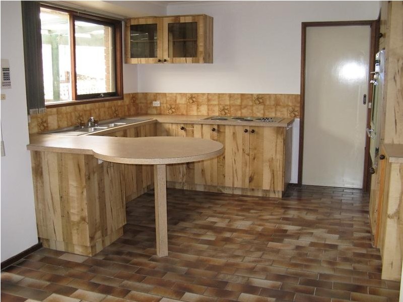 16 Myuna Street, Leopold VIC 3224