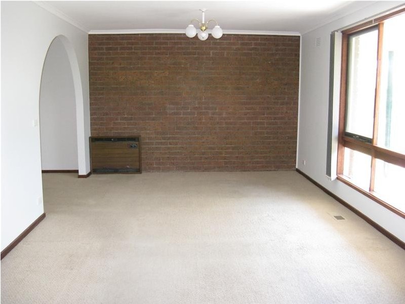 16 Myuna Street, Leopold VIC 3224