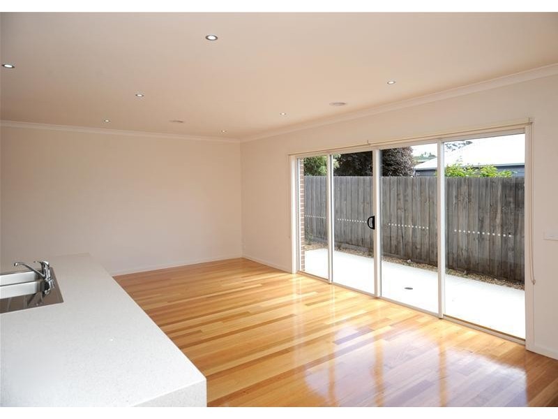 3/526 Ryrie Street, East Geelong VIC 3219