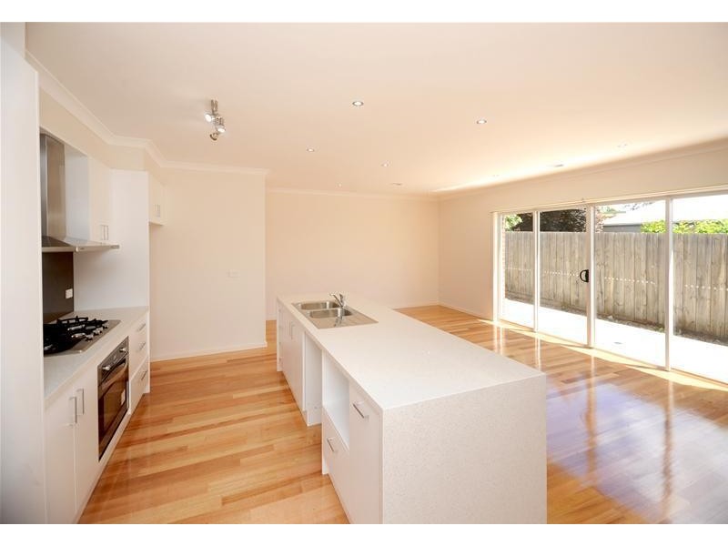 3/526 Ryrie Street, East Geelong VIC 3219