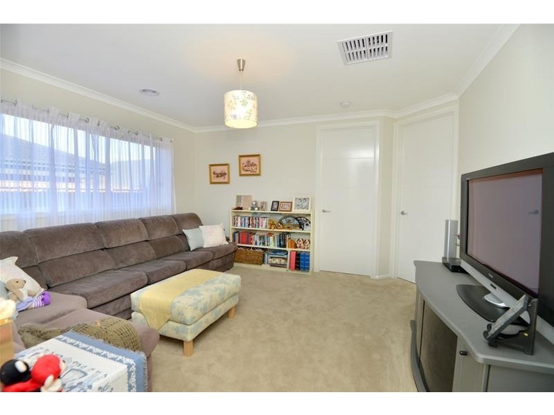 40 Village Green Drive, Leopold VIC 3224