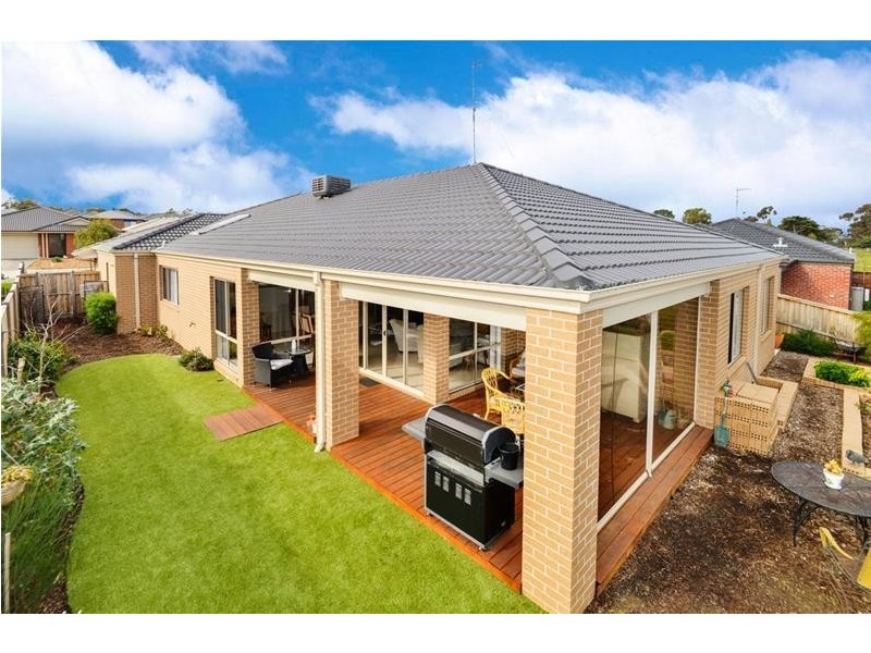 40 Village Green Drive, Leopold VIC 3224