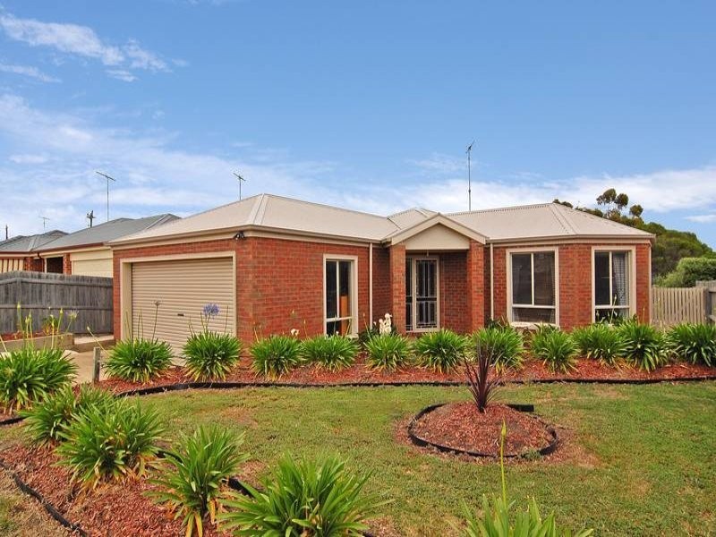 9 Stevens Court, Leopold VIC 3224
