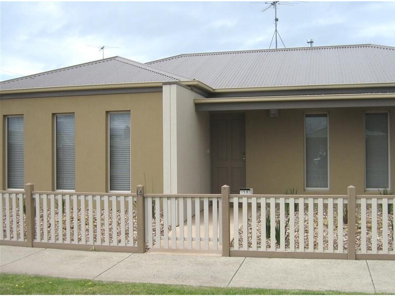 14 Thompson Street, Whittington VIC 3219