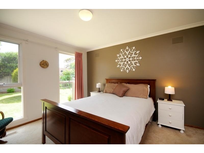 831 Bellarine Highway, Leopold VIC 3224