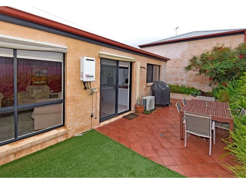 1/27 Leicester Mews, Leopold VIC 3224