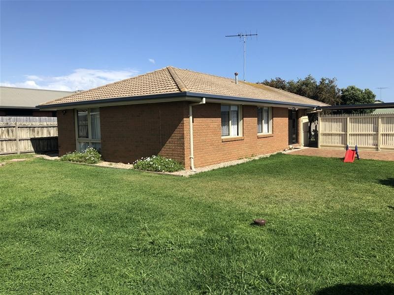 17 Melissa Court, Leopold VIC 3224