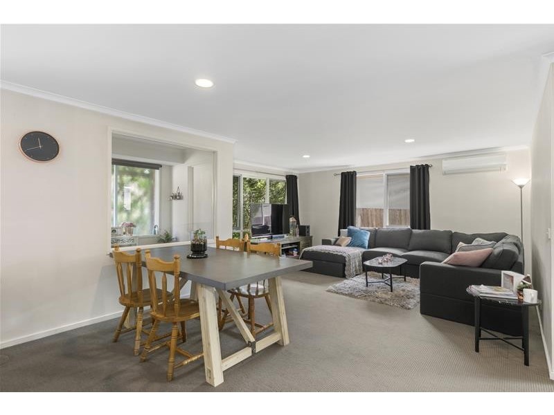 2/55 Ash  Road, Leopold VIC 3224