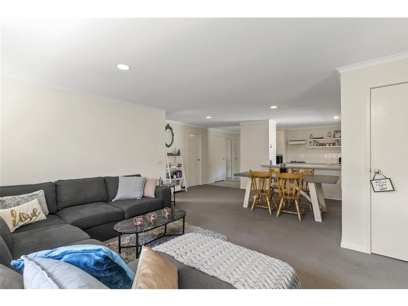 2/55 Ash  Road, Leopold VIC 3224